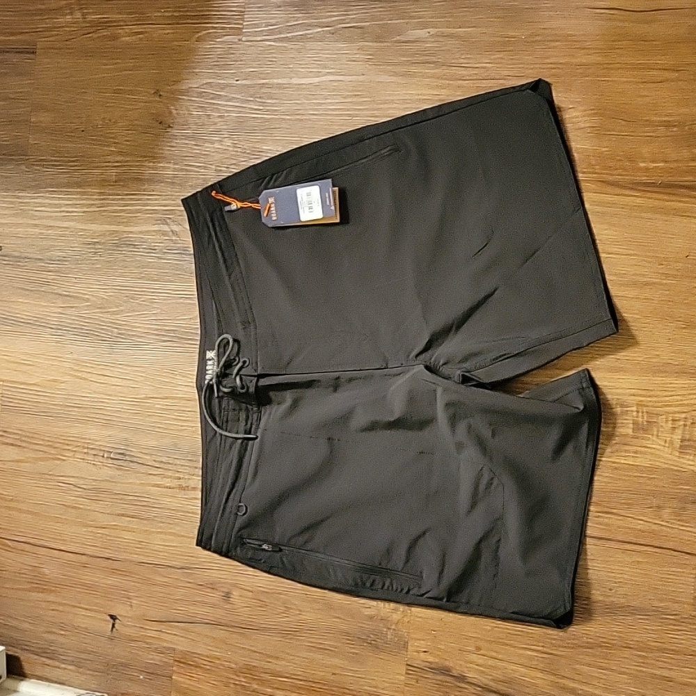 NWT Men's Roark "Layover Trail Shorts 3.0 Length 19” Shorts”. Black & various sz